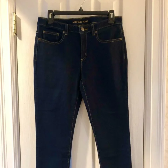 Michael Kors skinny jeans size 6. Dark blue, inseam 26”. Excellent condition. - Picture 4 of 7